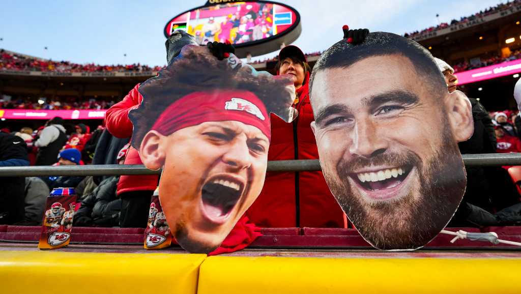 Chiefs 2025 schedule: NFL-leading seven prime-time games