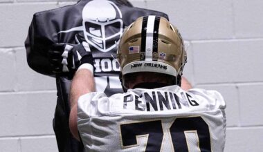 Trevor Penning takes reps at left guard for New Orleans Saints in OTAs