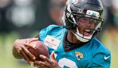 Jaguars' Travis Hunter begins on offense, will start taking defensive reps next week