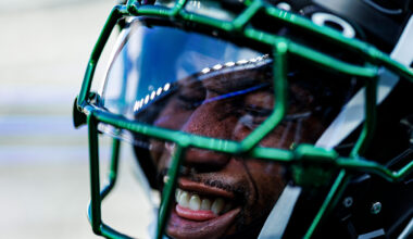 Former NY Jets diva up to old bag of tricks on new team