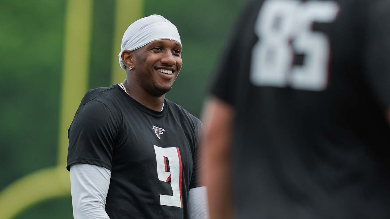 Michael Penix Jr. 'finding his voice' as QB1 in Year 2 