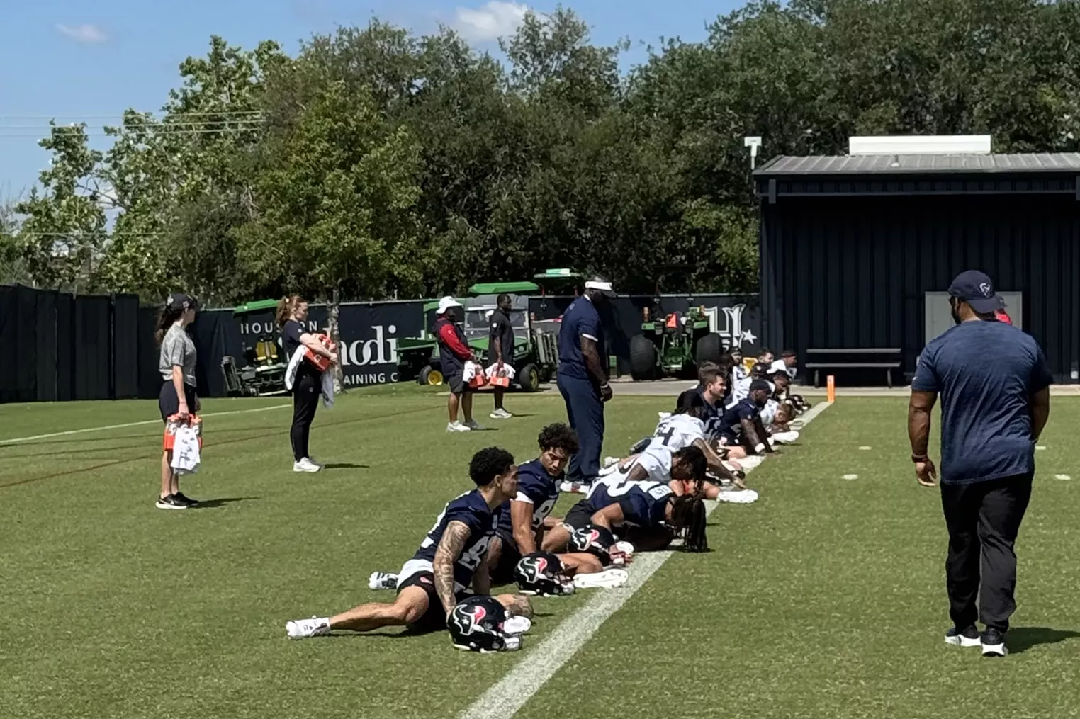 Houston Texans Rookie Class Takes the Field at Rookie Minicamp