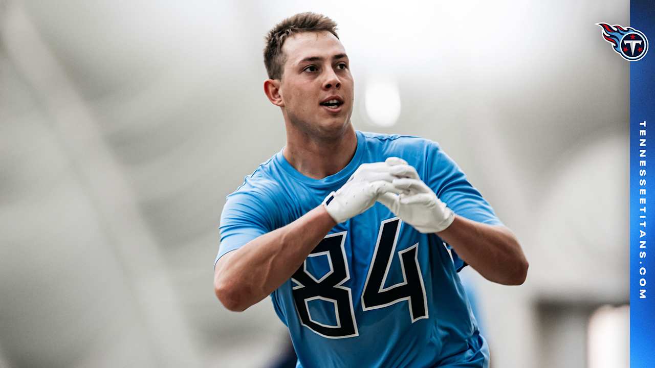 Titans Rookie TE Gunnar Helm Asking Questions, Learning From Veterans, at Start of His NFL Career