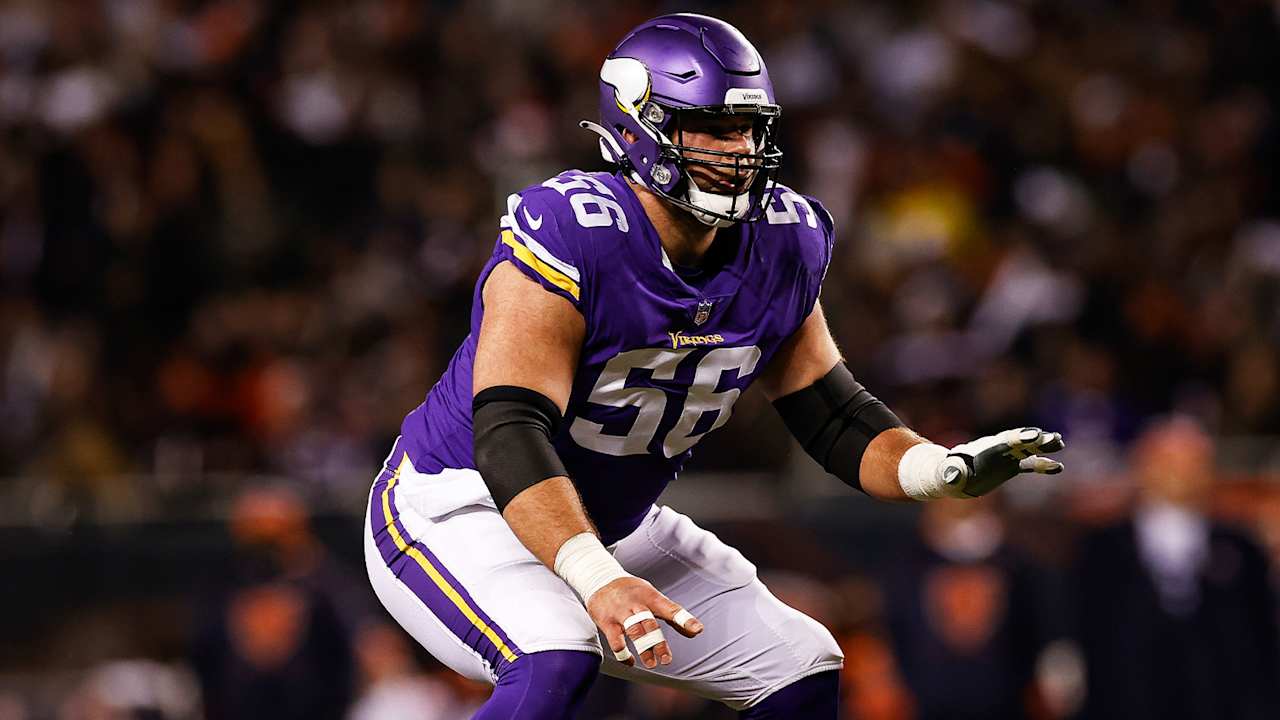 Patriots Bolster Offensive Line by Adding Former Vikings C Garrett Bradbury 