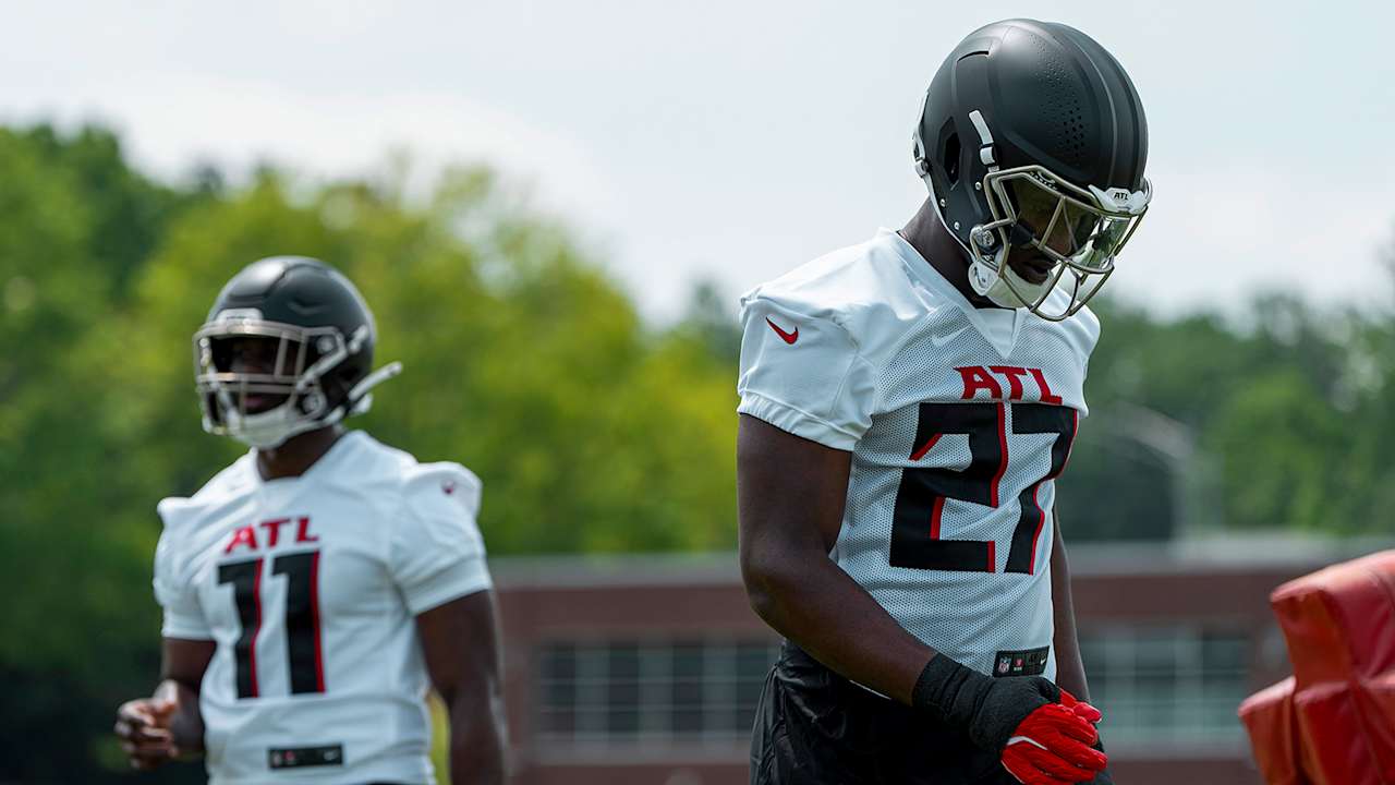 Falcons’ rookie pass rushers enter minicamp ‘excited to work’  