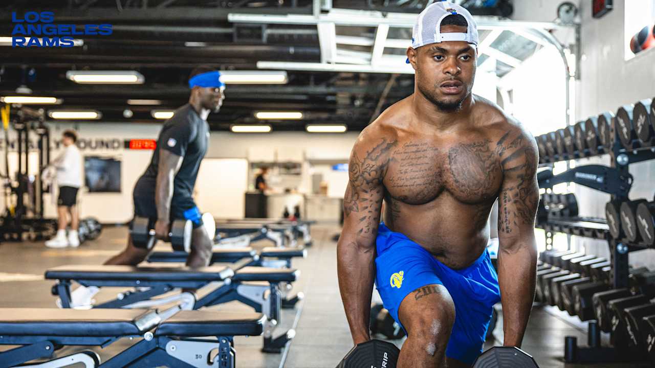 How Rams running back Jarquez Hunter's powerlifting prowess molded him into an explosive runner