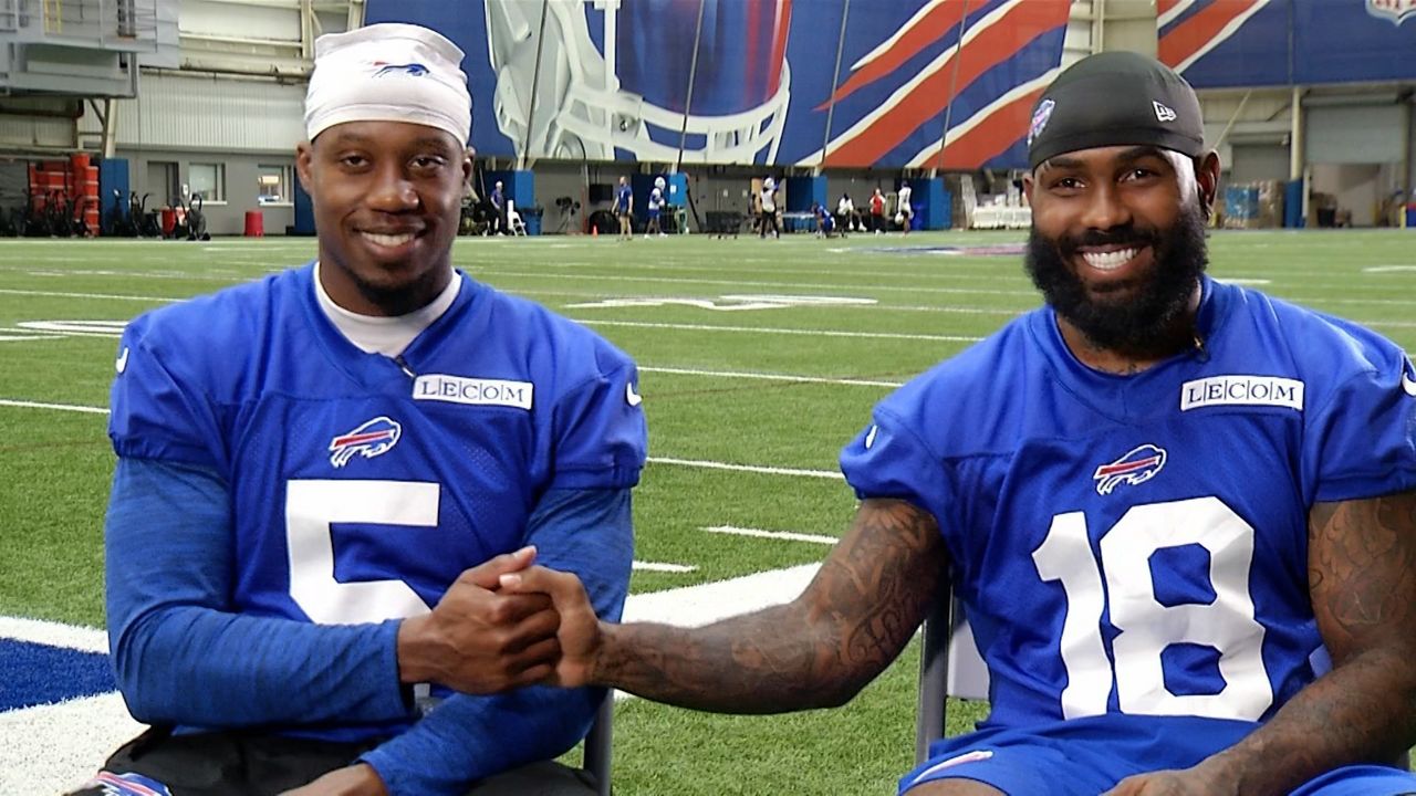 High school reunion for new Bills receivers Palmer, Moore