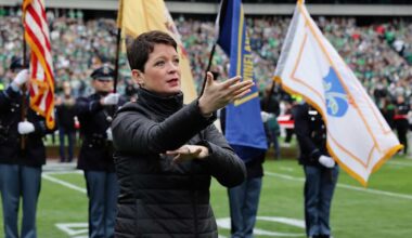 Meet Joy Harris, the Eagles' sign language interpreter