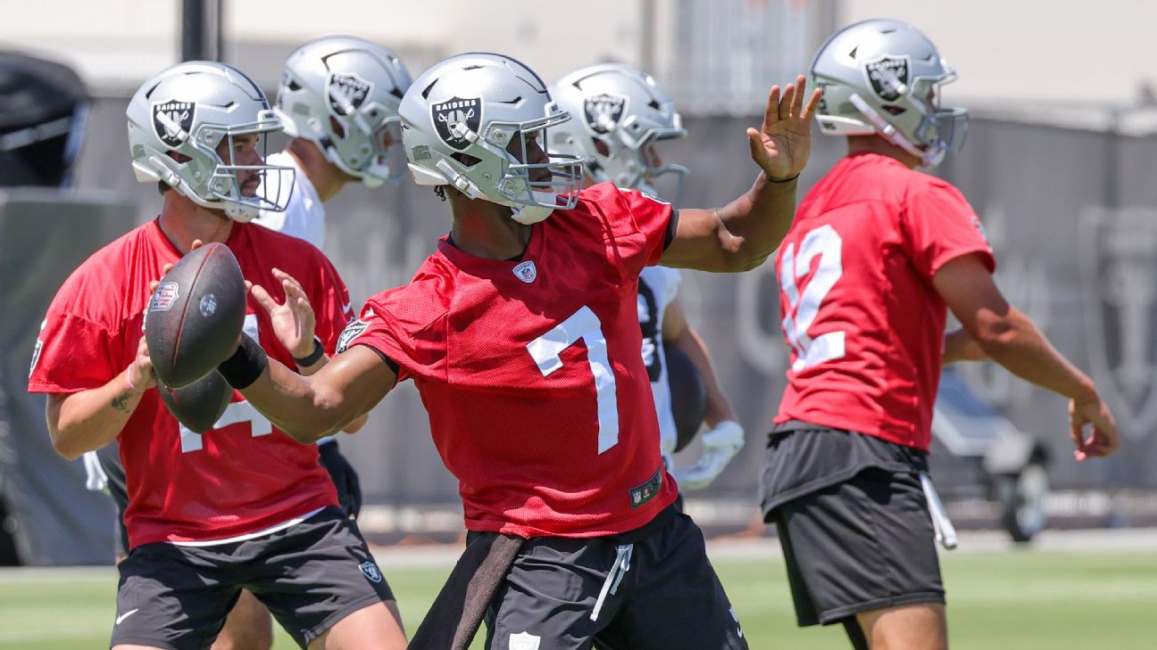 Las Vegas Raiders OC Kelly, WR Meyers heap praise on QB Smith
