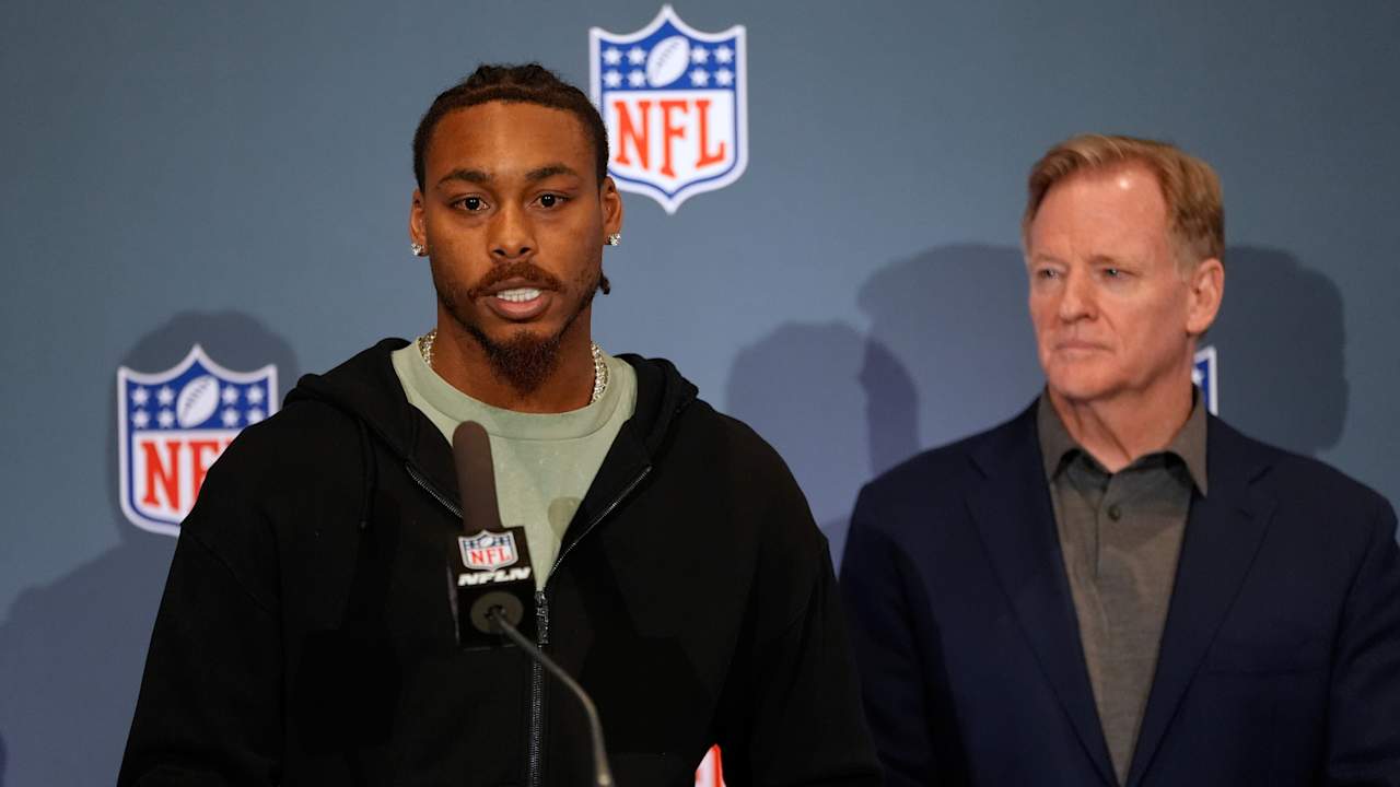 Justin Jefferson & Brian Asamoah II Welcome Olympics Flag Football for NFL Players