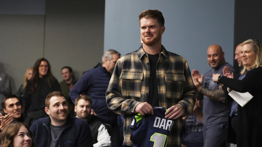 Seattle Seahawks Sam Darnold...