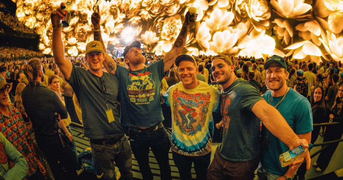 San Francisco 49ers Players Take Team Field Trip To See Dead & Company At Sphere [Photos]