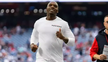 Houston Texans Rookies Take to Practice Field This Weekend