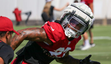 Arizona Cardinals CB Sean Murphy-Bunting runs through practice drills...
