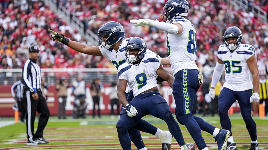 Seattle Seahawks Kenneth Walker III...