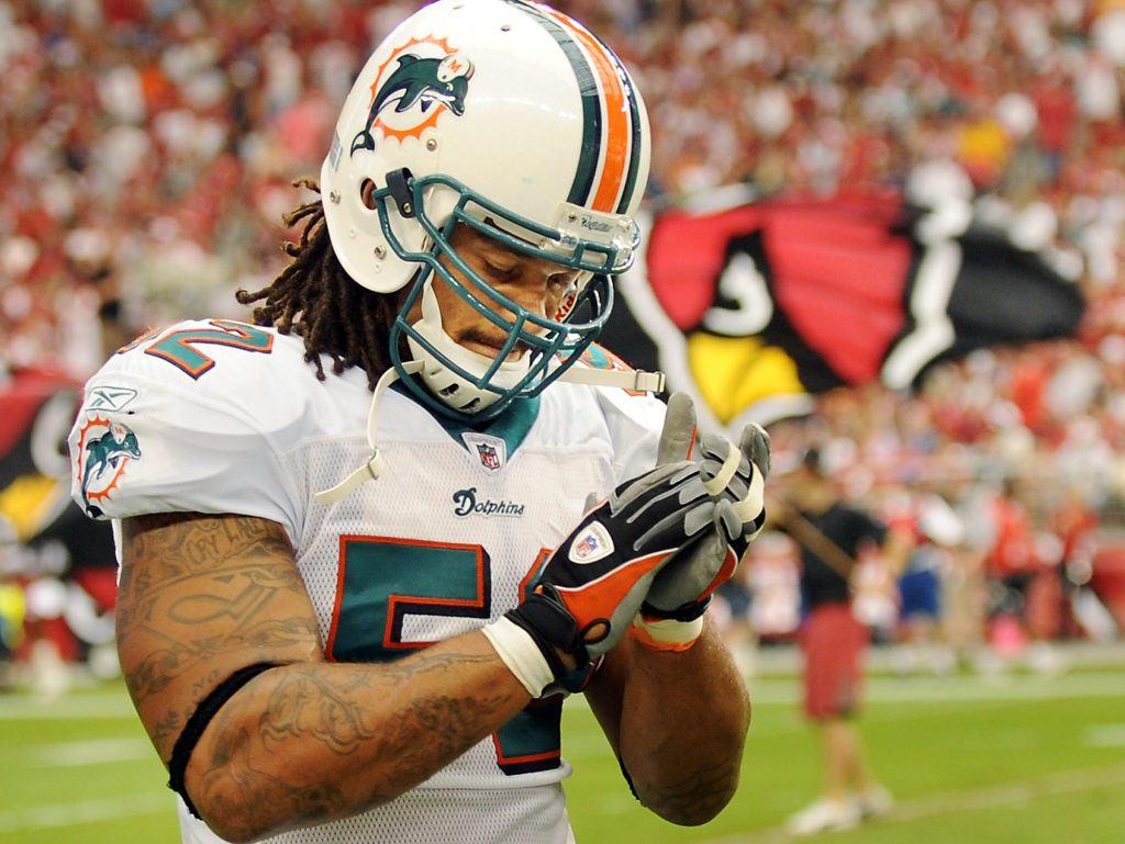 Ex-Dolphins player Randy Crowder, father of Channing, dies