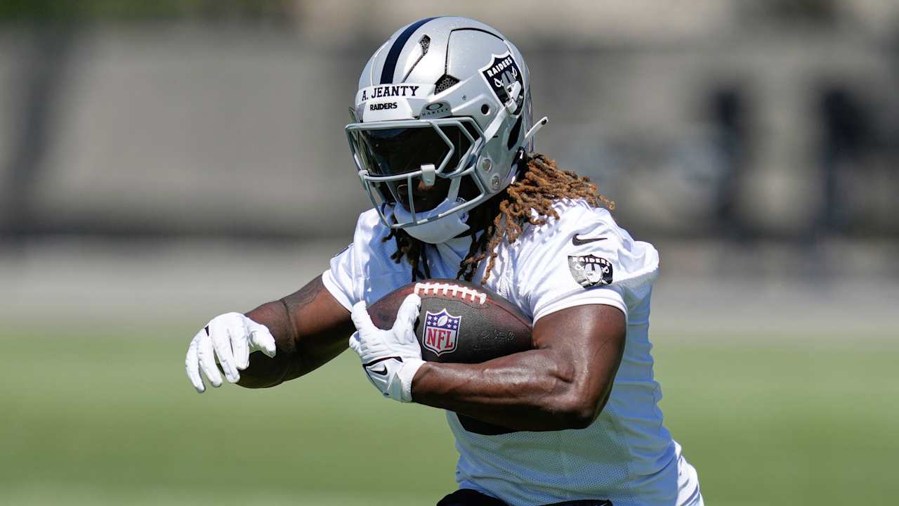 How Raiders OC Chip Kelly persuaded rookie RB Ashton Jeanty to change his famous stance