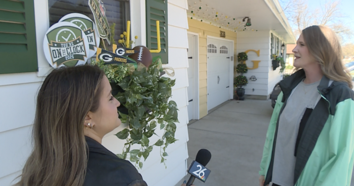 Roads reopen around Lambeau Field after NFL Draft