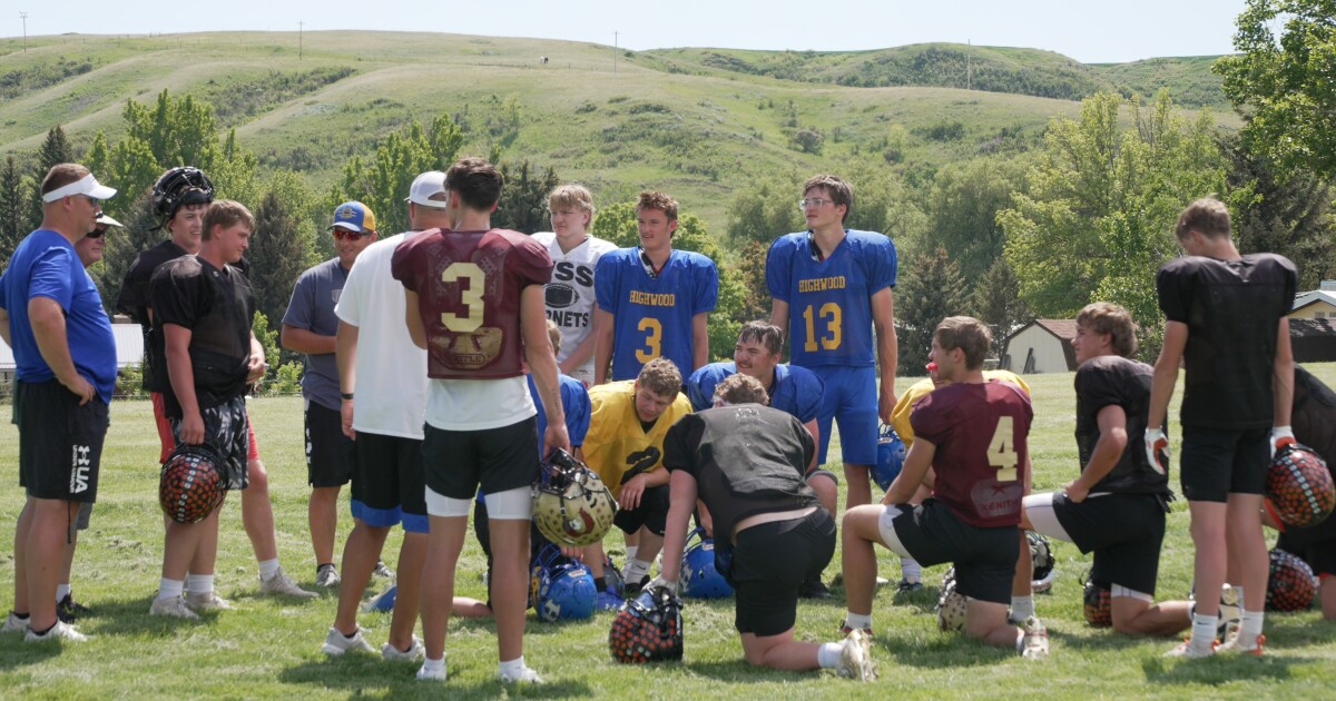 6-Man football athletes gear up for all-star game Friday night in Highwood