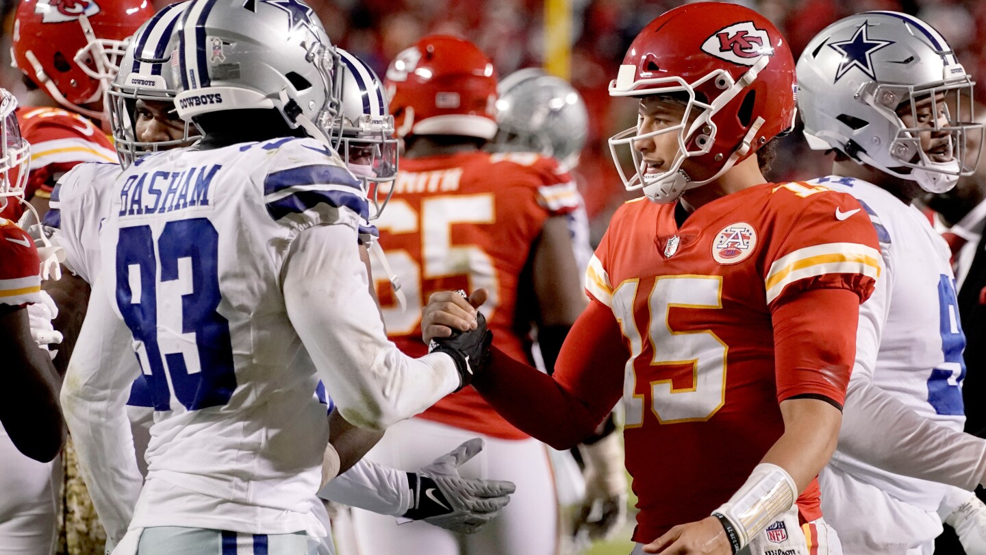 Cowboys will host the Chiefs on Thanksgiving Day and visit the Commanders on Christmas