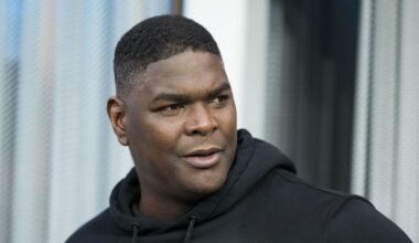 Keyshawn Johnson sues sports agent for almost $1 million