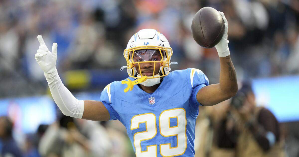 Chargers' Tarheeb Still, Cam Hart eager to prove they can be stars