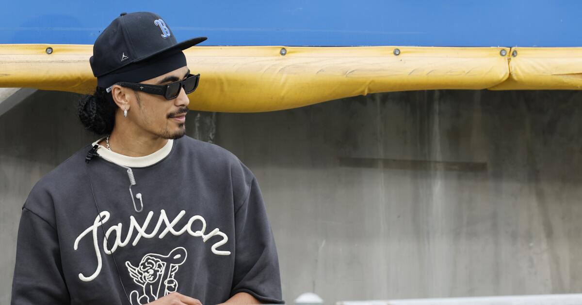 Nico Iamaleava brings 'comforting' presence to UCLA's spring showcase