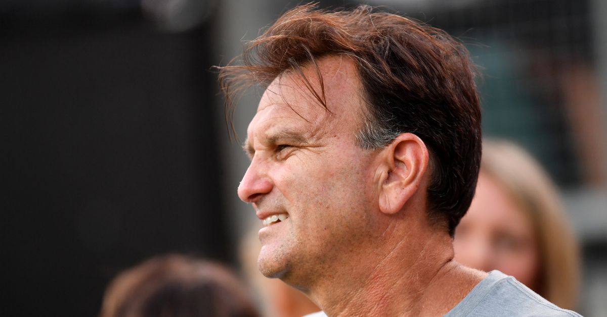 Legendary NFL agent lauds Browns fans’ greatness as team struggles threaten their passion