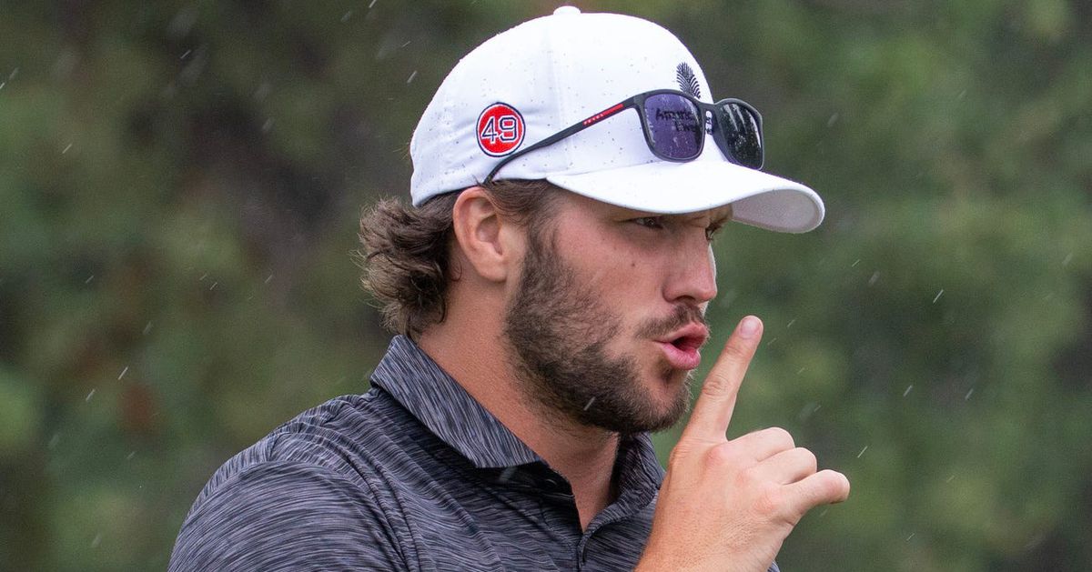 Are Hailee Steinfeld & Josh Allen getting married on May 31?