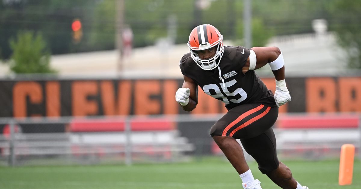 Myles Garrett’s absence from Browns OTAs is meaningless but notable