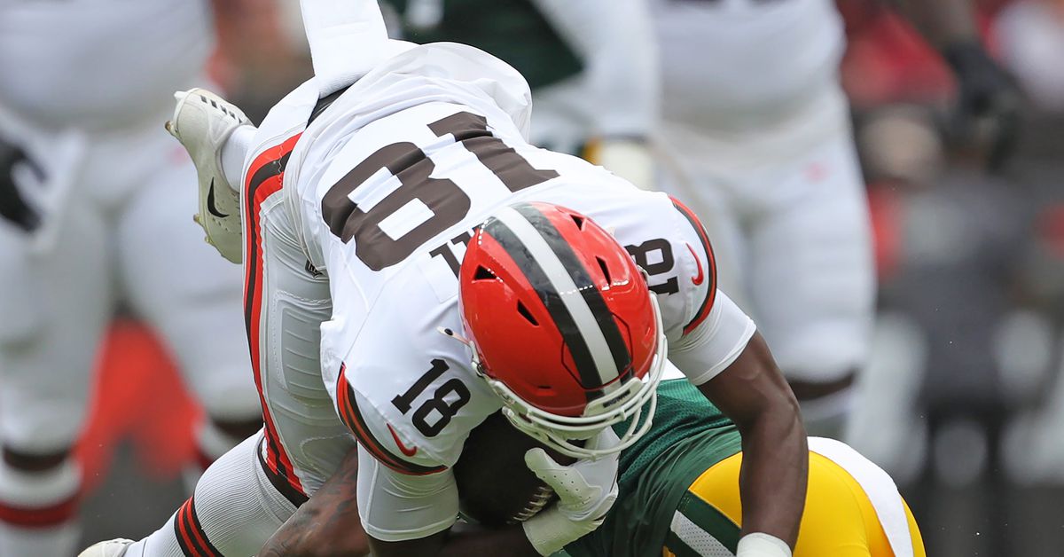 Browns Roster: 2 position battles, other than QB, to watch on offense