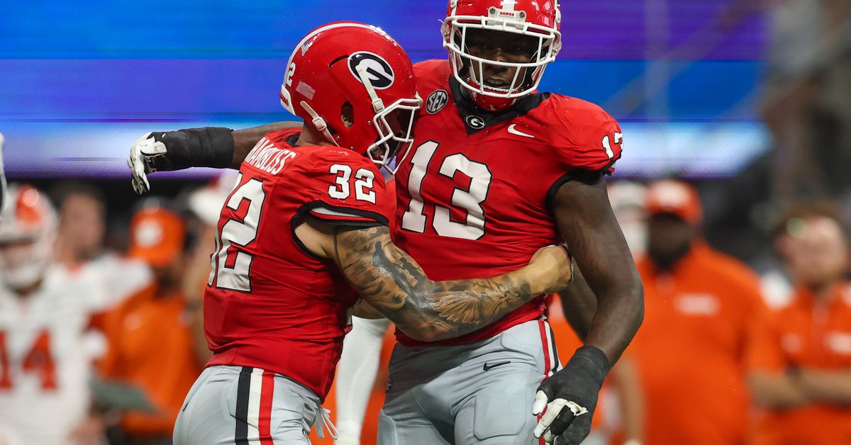 49ers: National reporter believes Mykel Williams could join select club