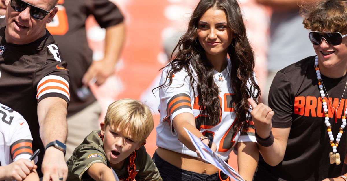 Cleveland Browns fans: What do you think of the domed stadium plan?