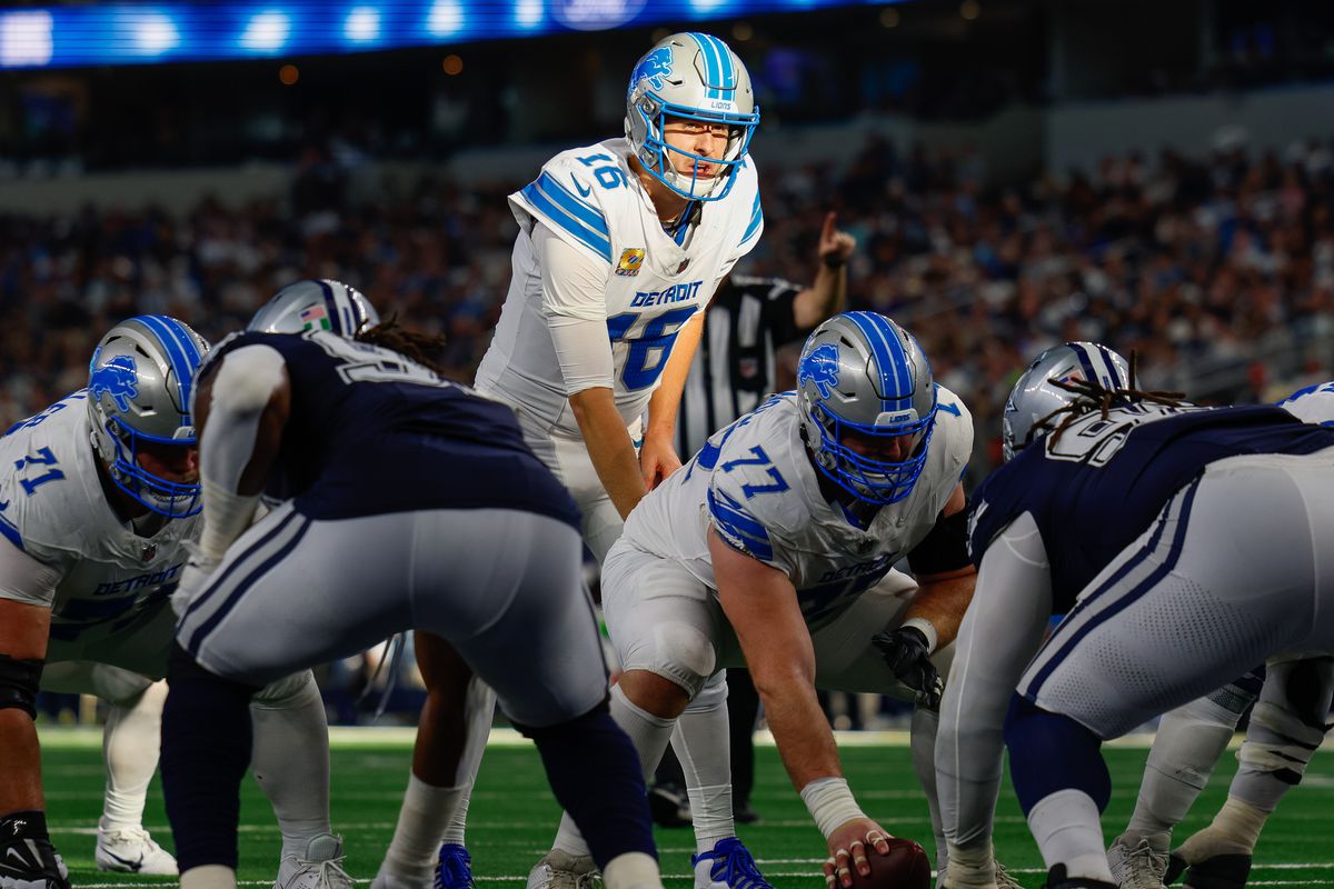 NFL: Detroit Lions at Dallas Cowboys