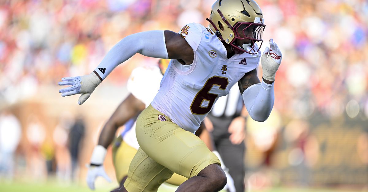 Dallas Cowboys DE Donovan Ezeiruaku named 14th-best draft pick of 2025