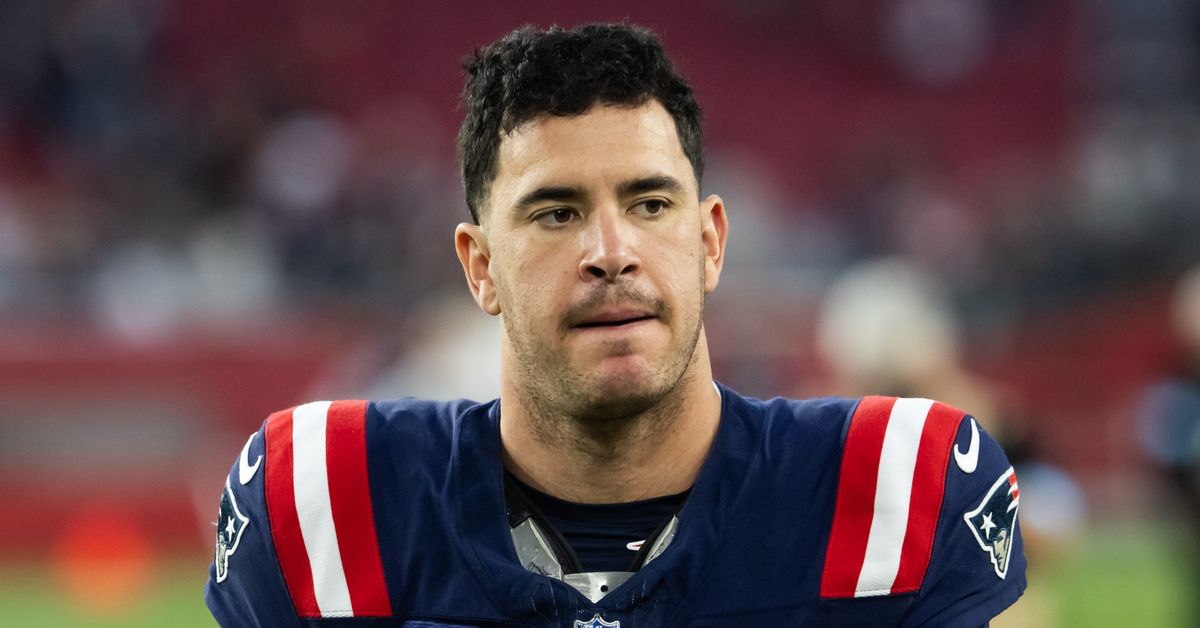 Patriots releasing Joe Cardona came down to one simple fact