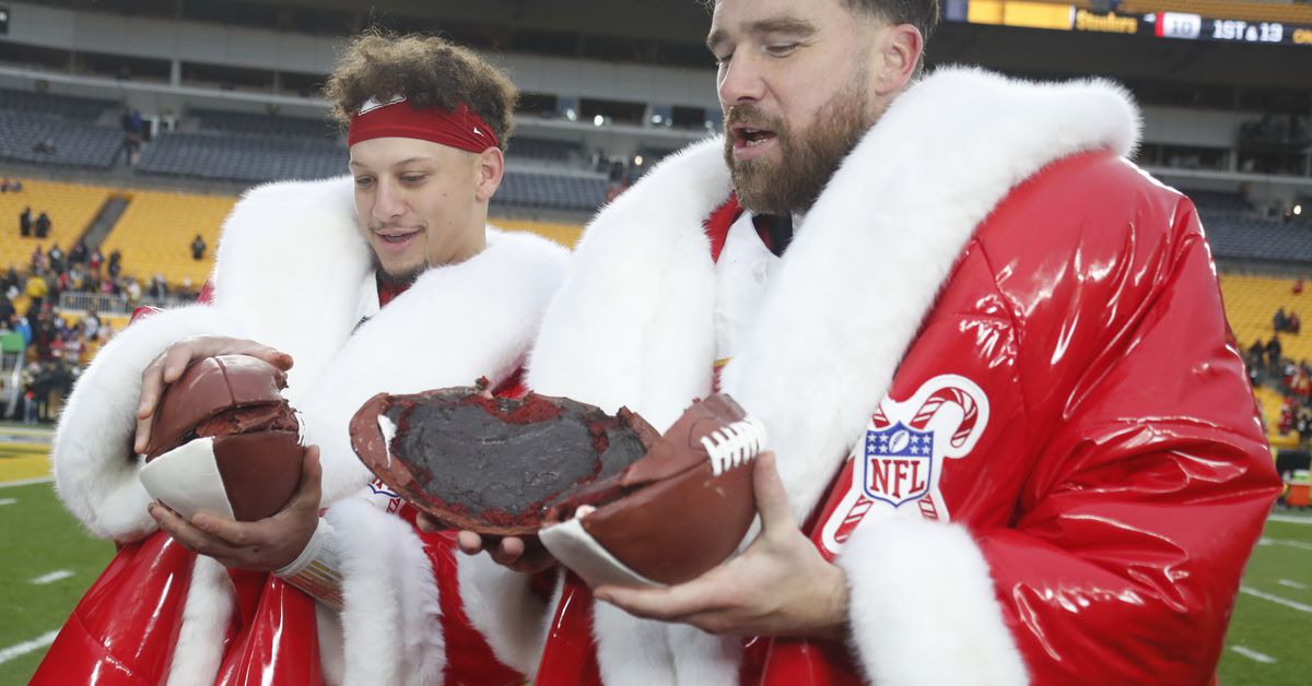 NFL Holidays all about the Mahomes-guided Chiefs and it’s Festivus for most the rest of us