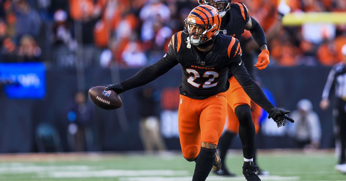 More details emerge surrounding Geno Stone’s pay cut