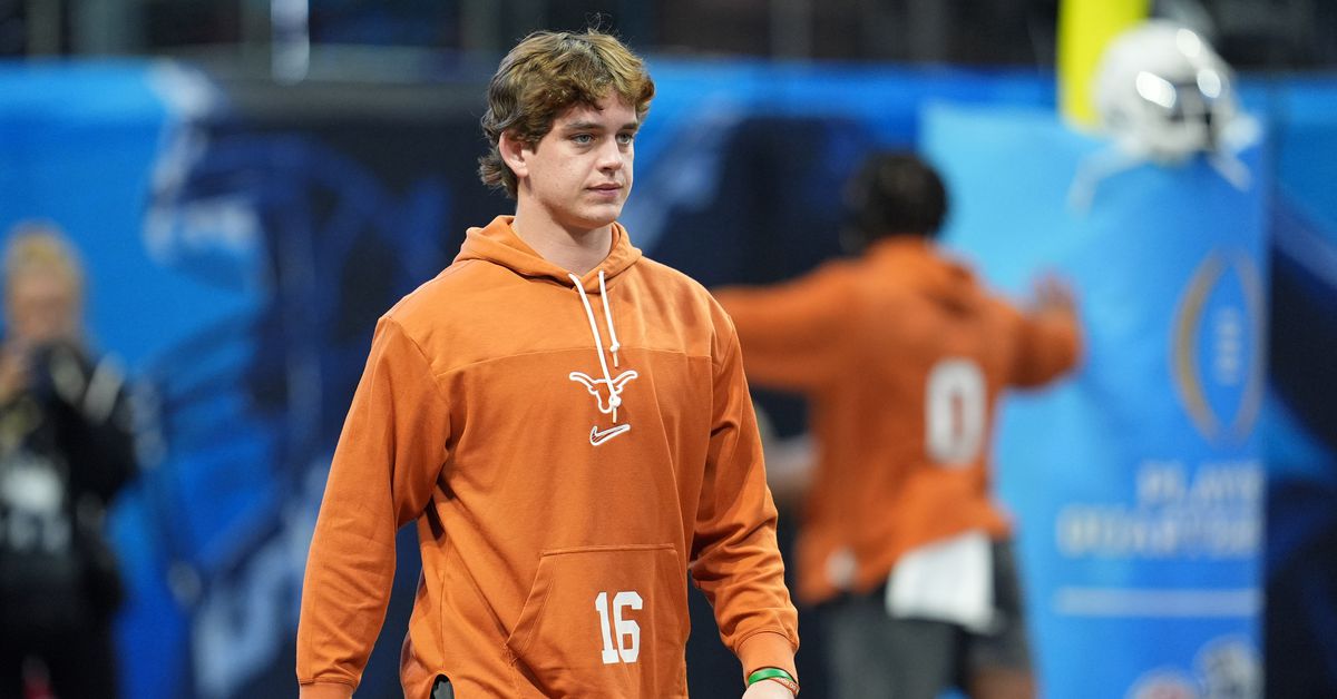 Should Rams wait for Arch Manning or seek a veteran replacement?