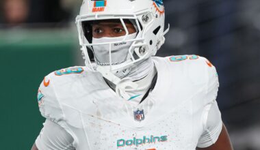 Jonnu Smith contract demands cause Dolphins to look for trade partners