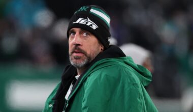 Aaron Rodgers drops obvious hint that he’s joining Steelers