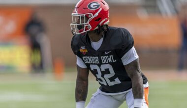 Eagles Film Review: Smael Mondon Jr. has the traits to develop into more than a backup