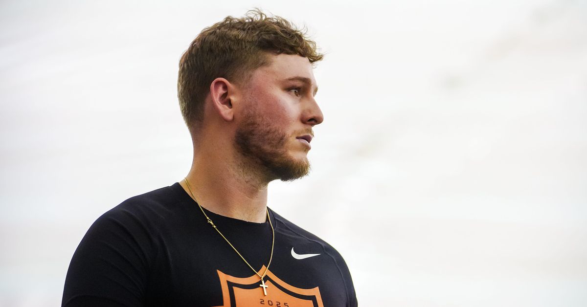 Miami Dolphins ink quarterback Quinn Ewers to four-year deal