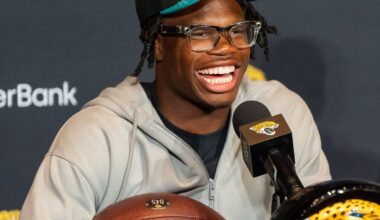 Tweets of the week: Reactions to the Jaguars releasing Davis, Travis Hunter, and more