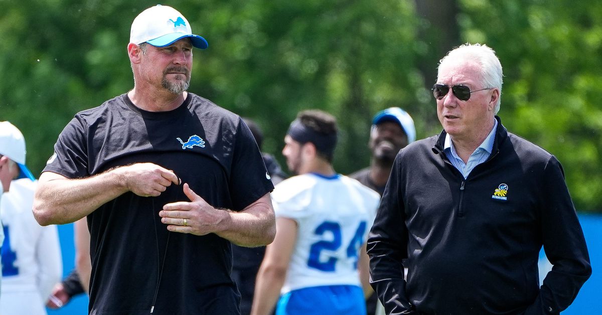 Dan Campbell not concerned about 2 potential Lions contract holdouts