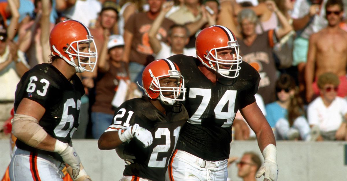 NFL or Browns history: Which players got you hooked on football?