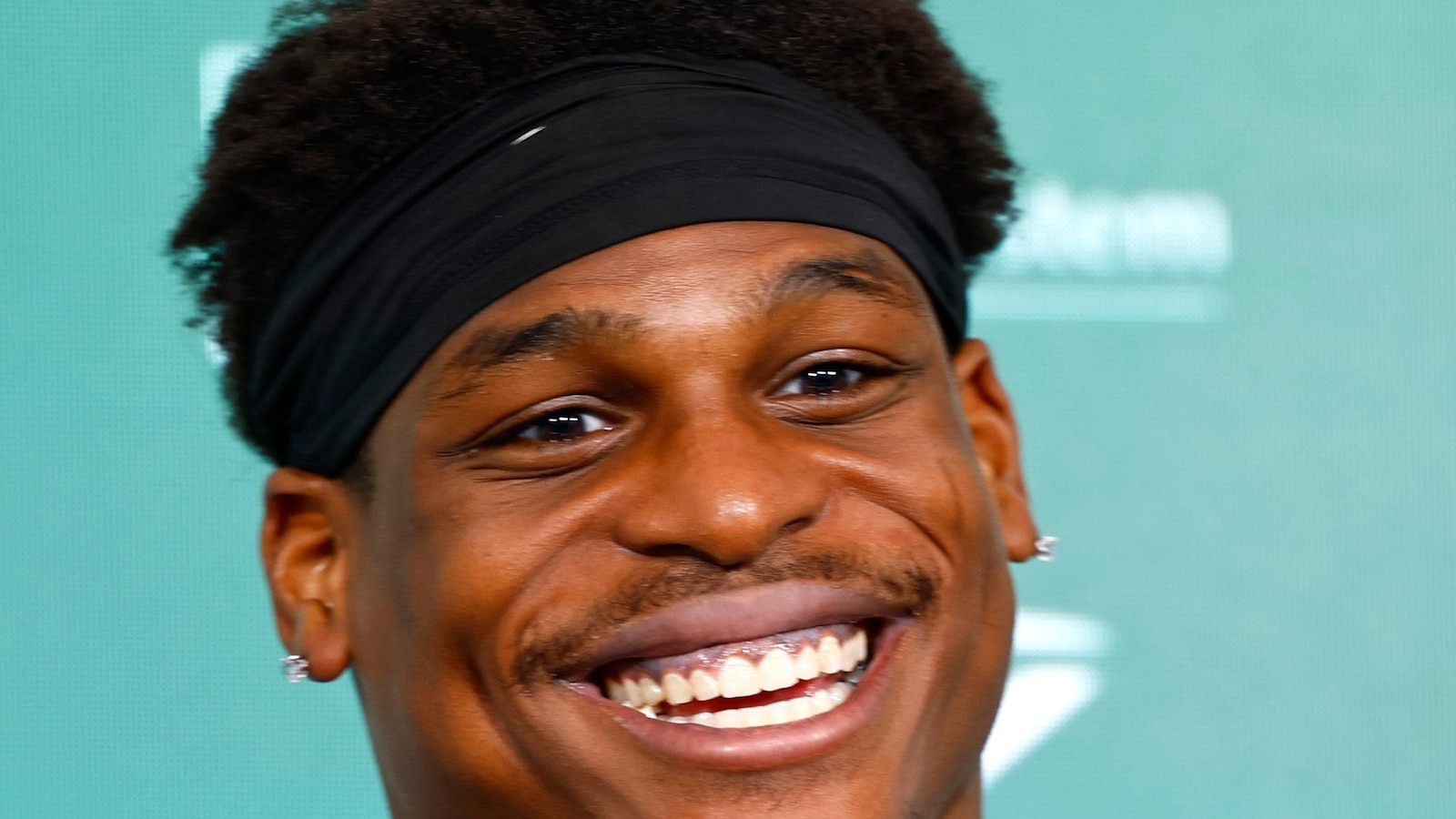 Jets tryout Giovanni Williams looks to join brothers Quinnen and Quincy to make some NFL history