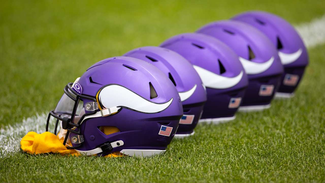 Vikings Sign 2 from Rookie Minicamp Tryout