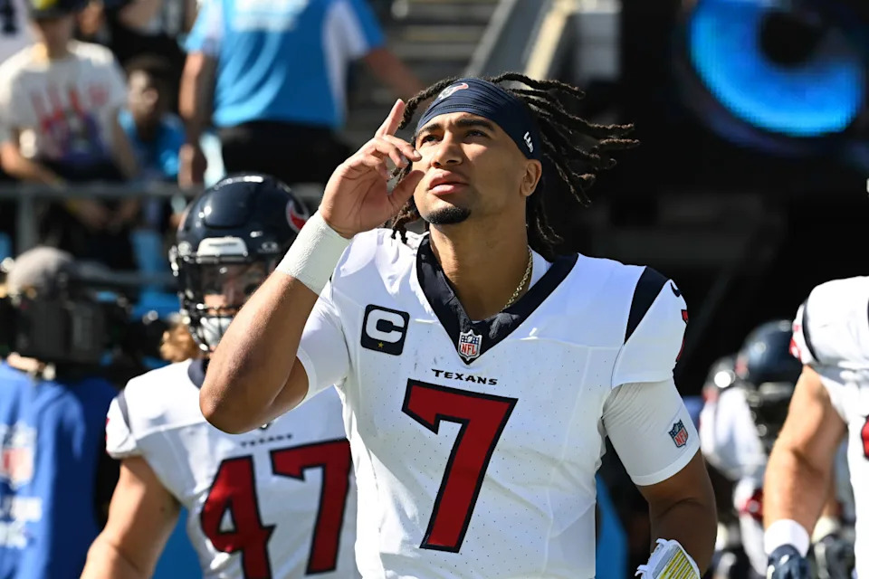 Houston Texans quarterback C.J. Stroud (7) runs on to the field.Bob Donnan-Imagn Images