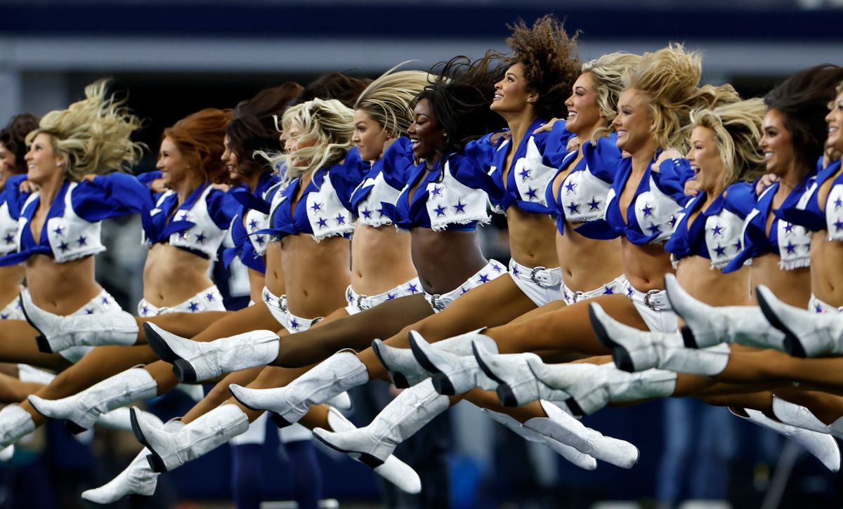 Dallas Cowboys cheerleaders perform prior to the game between the Dallas Cowboys and Washington Commanders at AT&T Stadium on January 05, 2025 in Arlington, Texas. (Photo by Ron Jenkins/Getty Images)